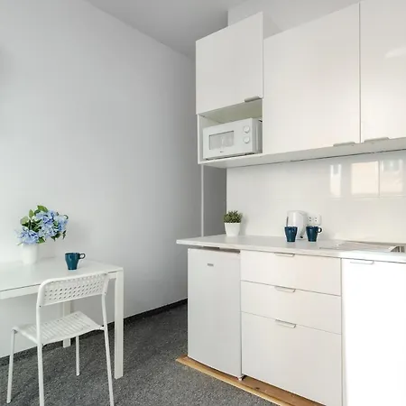 Ministudio W Solec50 By Metro Station Centrum Kopernika Elektrownia Powisle 23 Unit